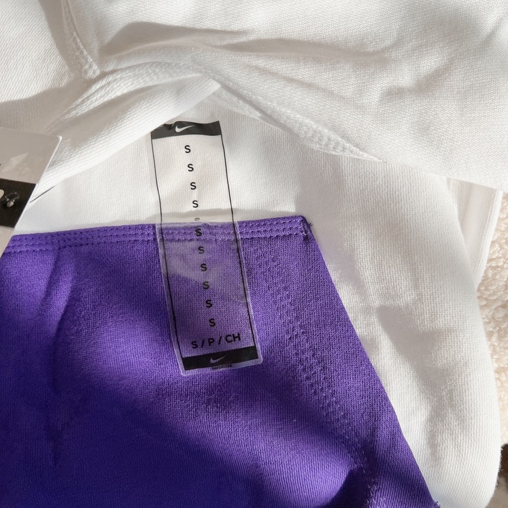 Nike kids hoody (used) - Picture 6 of 6